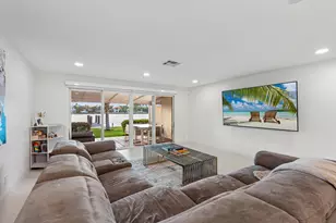 336 Venetian Dr, Delray Beach, FL 33483 - Photo 17