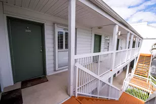 286 Cypress Point Dr, Palm Beach Gardens, FL 33418 - Photo 5