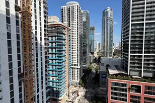 121 NE 5th St, Miami, FL 33132 - Photo 11