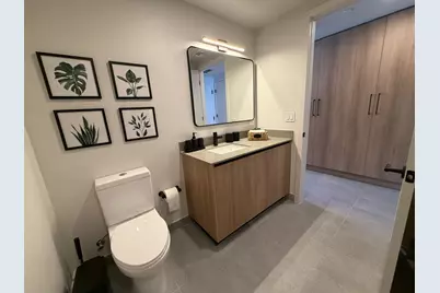 121 NE 5th Street #2309, Miami, FL 33132 - Photo 19