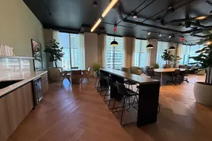 121 NE 5th St, Miami, FL 33132 - Photo 41