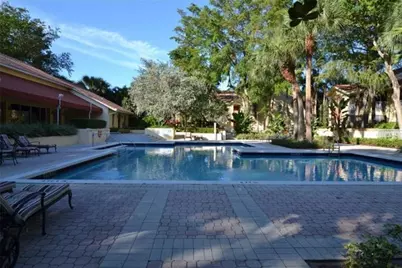 910 Coral Club Drive, Coral Springs, FL 33071 - Photo 17