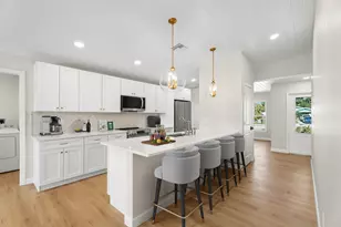 1120 SW 34th St, Palm City, FL 34990 - Photo 7