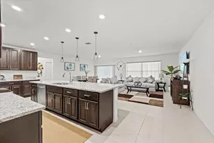 701 NE Perch Ln, Port Saint Lucie, FL 34983 - Photo 9