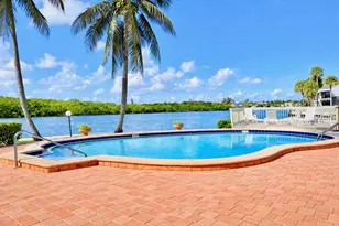 1005 Russell Dr, Boca Raton, FL 33487 - Photo 5