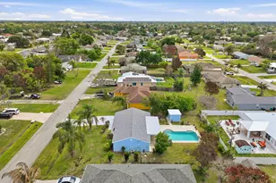 420 SE Streamlet Ave, Port Saint Lucie, FL 34983 - Photo 43