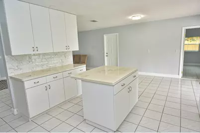 420 SE Streamlet Avenue, Port Saint Lucie, FL 34983 - Photo 7