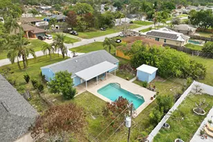 420 SE Streamlet Ave, Port Saint Lucie, FL 34983 - Photo 37