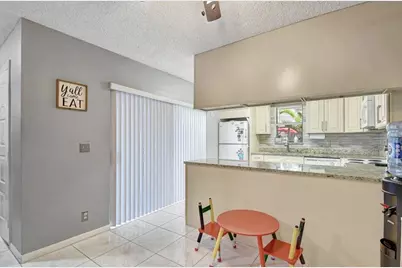 7558 Courtyard Run E, Boca Raton, FL 33433 - Photo 9