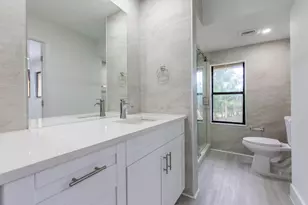 1989 Canterbury Cir, Wellington, FL 33414 - Photo 9