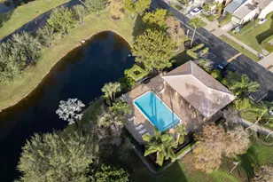 1989 Canterbury Cir, Wellington, FL 33414 - Photo 27