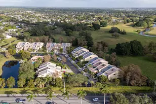 1989 Canterbury Cir, Wellington, FL 33414 - Photo 23