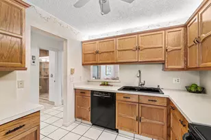 10057 Shadywood Pl, Boynton Beach, FL 33437 - Photo 9