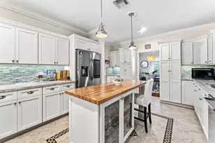 1403 Indian Rd E, West Palm Beach, FL 33406 - Photo 11