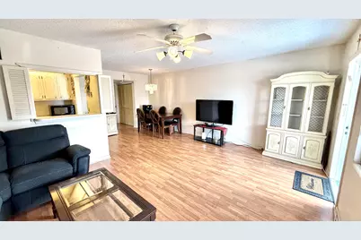 122 Oakridge I, Deerfield Beach, FL 33442 - Photo 3