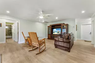 7410 Venetian Way, Lake Clarke Shores, FL 33406 - Photo 13