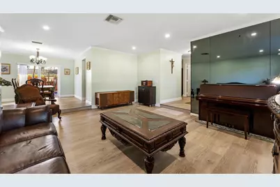 7410 Venetian Way, Lake Clarke Shores, FL 33406 - Photo 9