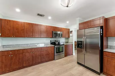 7410 Venetian Way, Lake Clarke Shores, FL 33406 - Photo 21