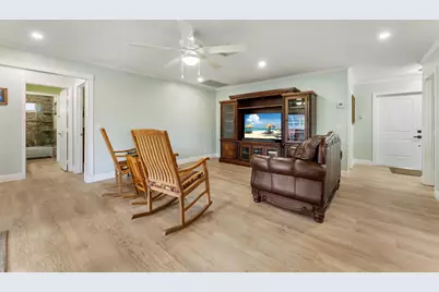 7410 Venetian Way, Lake Clarke Shores, FL 33406 - Photo 13