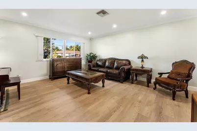 7410 Venetian Way, Lake Clarke Shores, FL 33406 - Photo 7