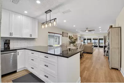 5844 Areca Palm Ct., Unit B, Delray Beach, FL 33484 - Photo 9