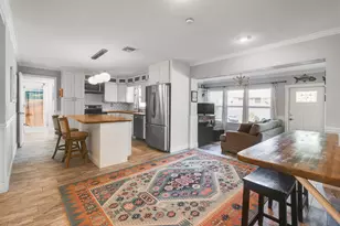 8963 SE Ceres St, Hobe Sound, FL 33455 - Photo 13
