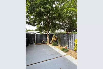 1158 Summit Trail Circle #D, West Palm Beach, FL 33415 - Photo 5