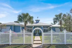 1610 SW Dyer Point Rd, Palm City, FL 34990 - Photo 3