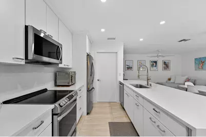 349 Seneca Lane, Boca Raton, FL 33487 - Photo 13