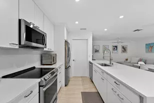 349 Seneca Ln, Boca Raton, FL 33487 - Photo 13