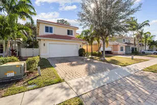 6384 Adriatic Way, West Palm Beach, FL 33413 - Photo 3