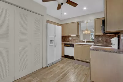 7192 Huntington Lane #208, Delray Beach, FL 33446 - Photo 11