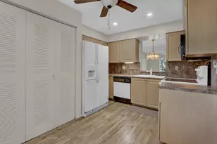 7192 Huntington Ln, Delray Beach, FL 33446 - Photo 11