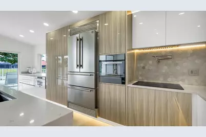 10184 Sunset Bend Drive, Boca Raton, FL 33428 - Photo 25