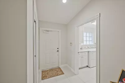 5063 Magnolia Bay Circle, Palm Beach Gardens, FL 33418 - Photo 3