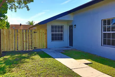 8120 SW 4th Court, North Lauderdale, FL 33068 - Photo 3