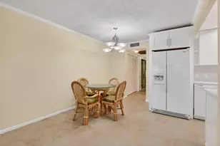 2070 Newport Q, Deerfield Beach, FL 33442 - Photo 13