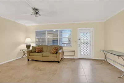 2070 Newport Q, Deerfield Beach, FL 33442 - Photo 9