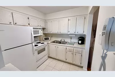 4014 Islewood D, Deerfield Beach, FL 33442 - Photo 17