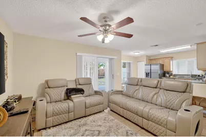 7150 Craw Key Way, Lake Worth, FL 33467 - Photo 15