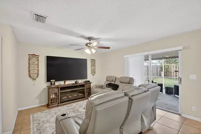 7150 Craw Key Way, Lake Worth, FL 33467 - Photo 13
