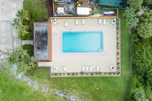 6061 SE Riverboat Dr, Stuart, FL 34997 - Photo 9