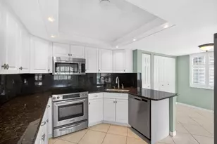 1660 12 Oaks Way, North Palm Beach, FL 33408 - Photo 11