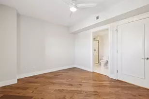 2640 Lake Shore Dr, Riviera Beach, FL 33404 - Photo 23