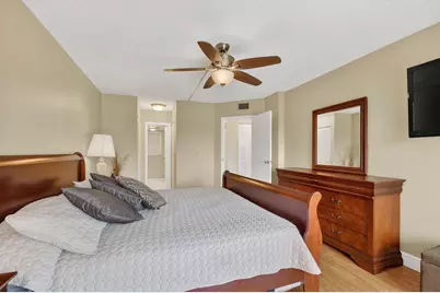 3871 Via Poinciana #404, Lake Worth, FL 33467 - Photo 27