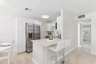 71 Northampton D, West Palm Beach, FL 33417 - Photo 9