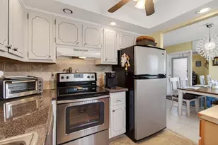 256 Flanders F, Delray Beach, FL 33484 - Photo 5