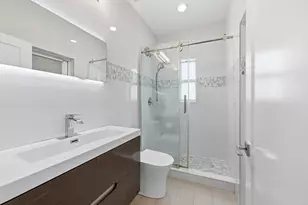 1044 NW 6th Dr, Boca Raton, FL 33486 - Photo 19