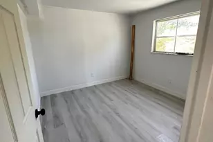 1505 Crescent Cir, West Palm Beach, FL 33403 - Photo 9