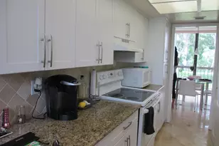 1405 Bridgewood Dr, Boca Raton, FL 33434 - Photo 13